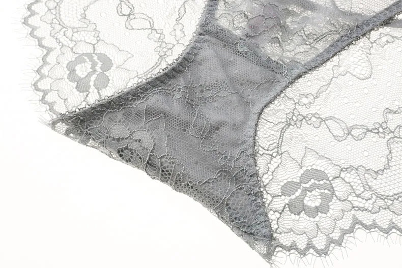 New 2019 lace sexy deep V-neck thin cotton cup fashion transparent bra panty lash push up underwear Comfortable Brassiere sets