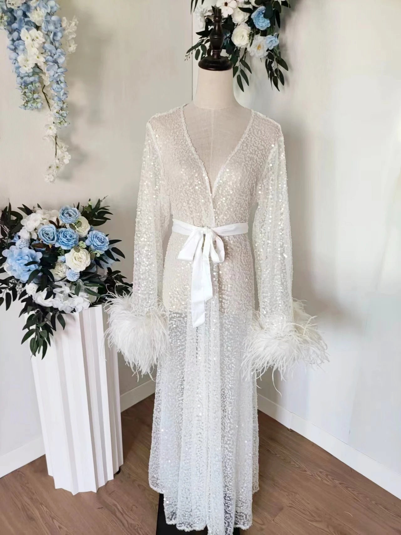 Luxury Rhinestone Feather Sequin Robe Floor Length White Bridal Robe with Max Feather Sleeve Beads Shawl Collar Bridal Wedding